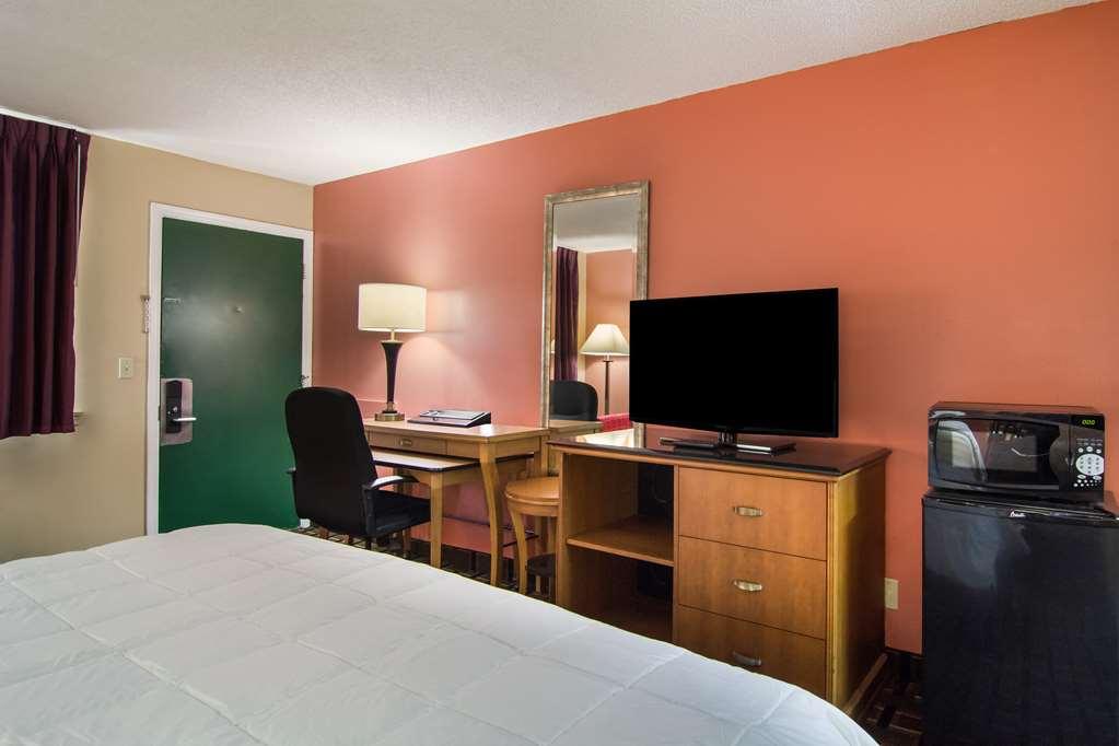 Americas Best Value Inn Darien Cameră foto